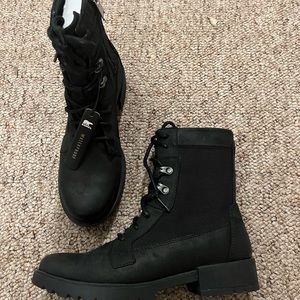 Sorel Boots NWT